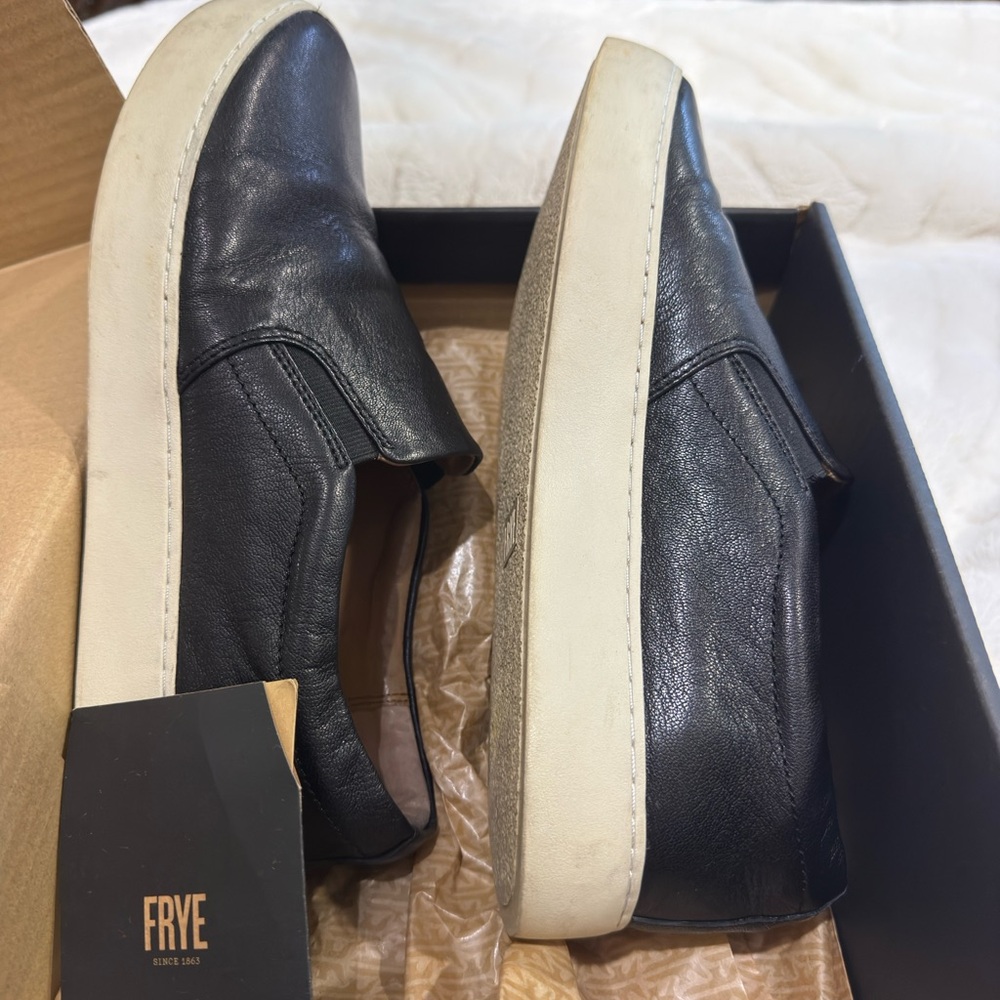 Frye Lena Women’s  Leather Slip-On size 8.5